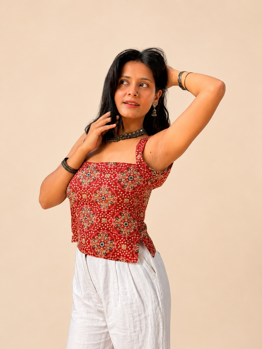 CHAKORI SQUARE NECK COTTON SLIT TOP.